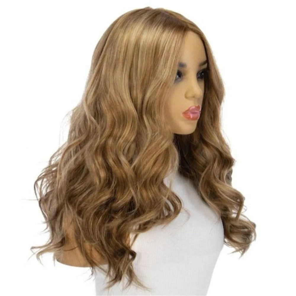 22" Reese Silk Top Wig Medium Blonde
