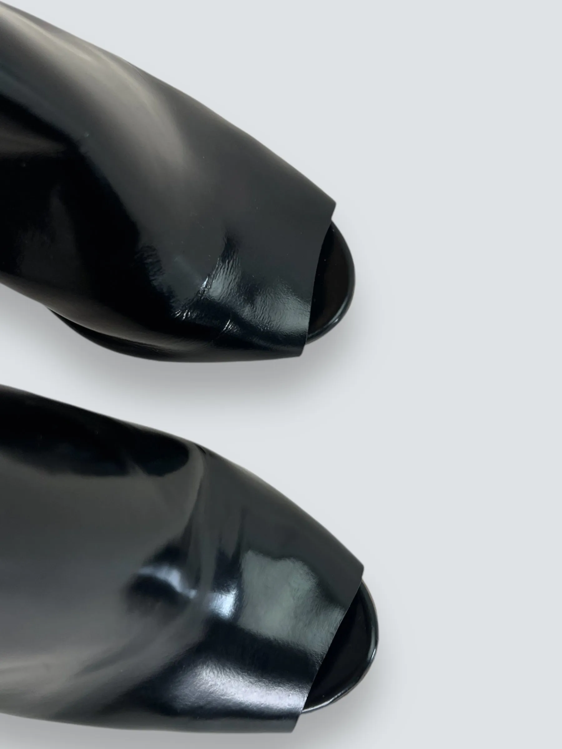 Chloe Size UK 4.5 Black Shoes