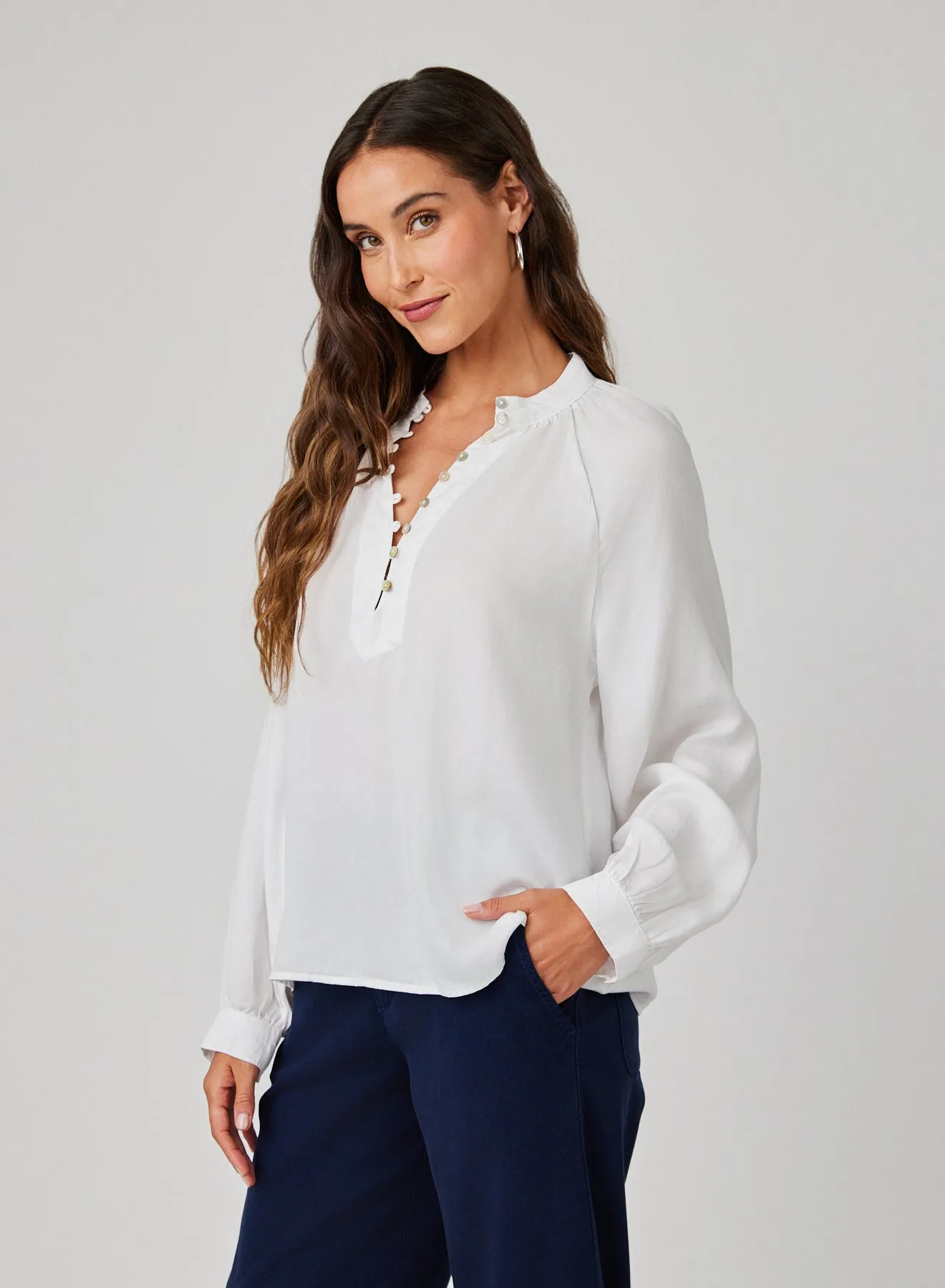 Flowy Pullover Raglan - White