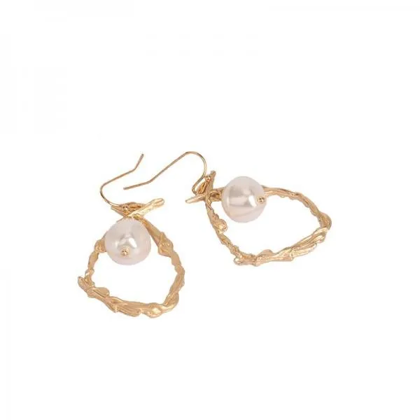 Korea Design Pearl Stud Earrings