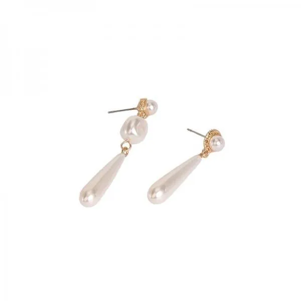 Korea Design Pearl Stud Earrings