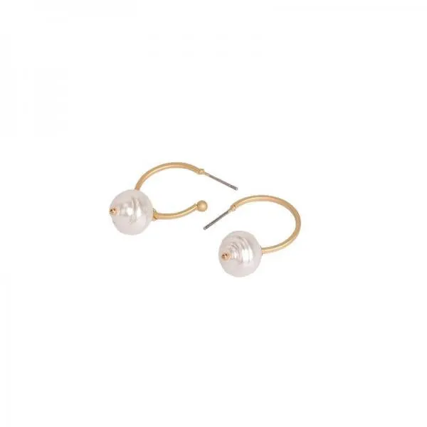 Korea Design Pearl Stud Earrings