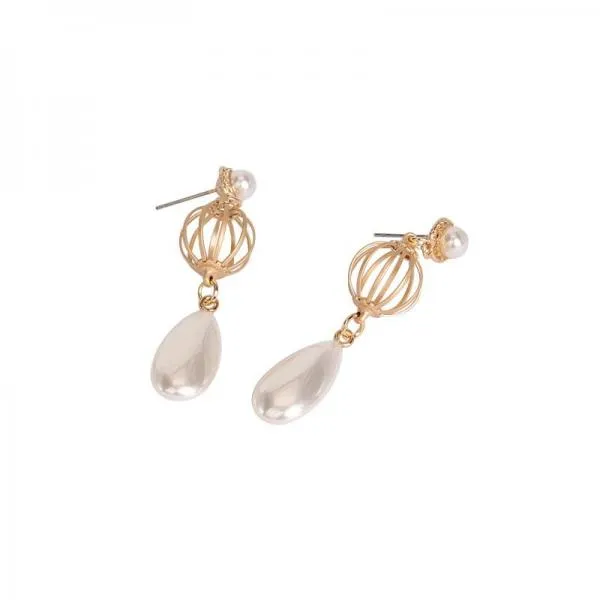 Korea Design Pearl Stud Earrings