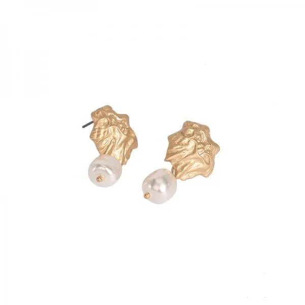 Korea Design Pearl Stud Earrings