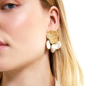 Korea Design Pearl Stud Earrings