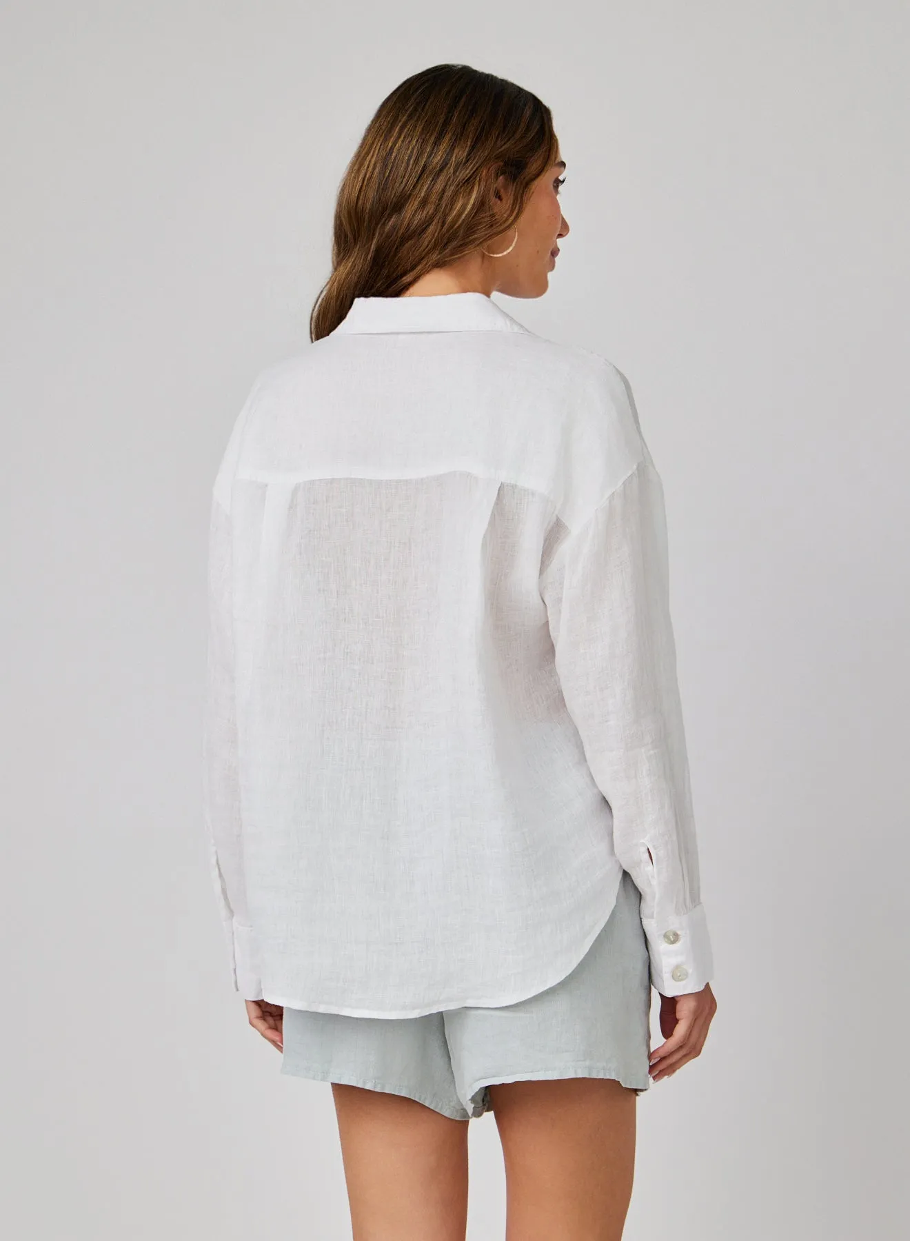 Linen Boyfriend Button Down - White