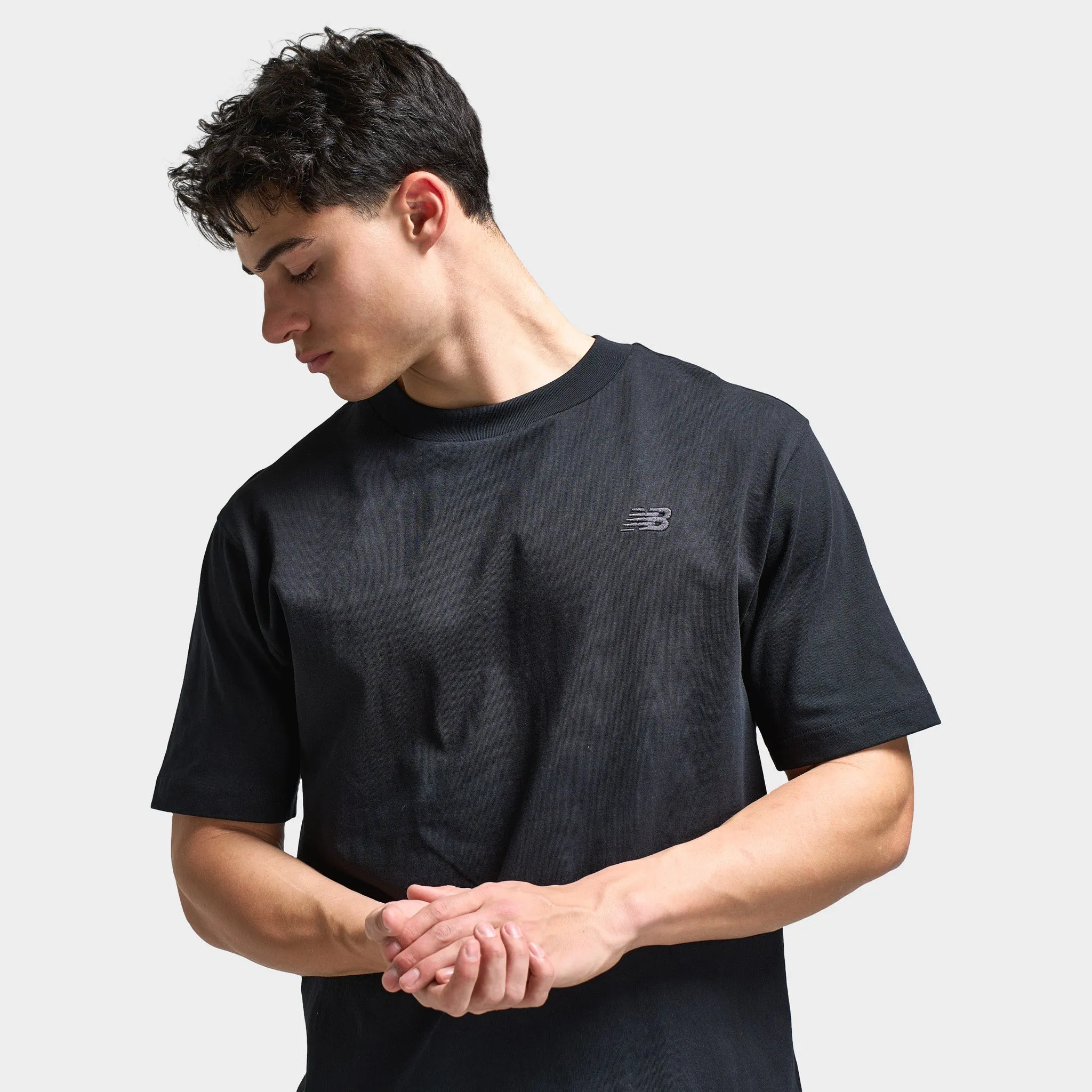 New Balance Athletics T-Shirt / Black