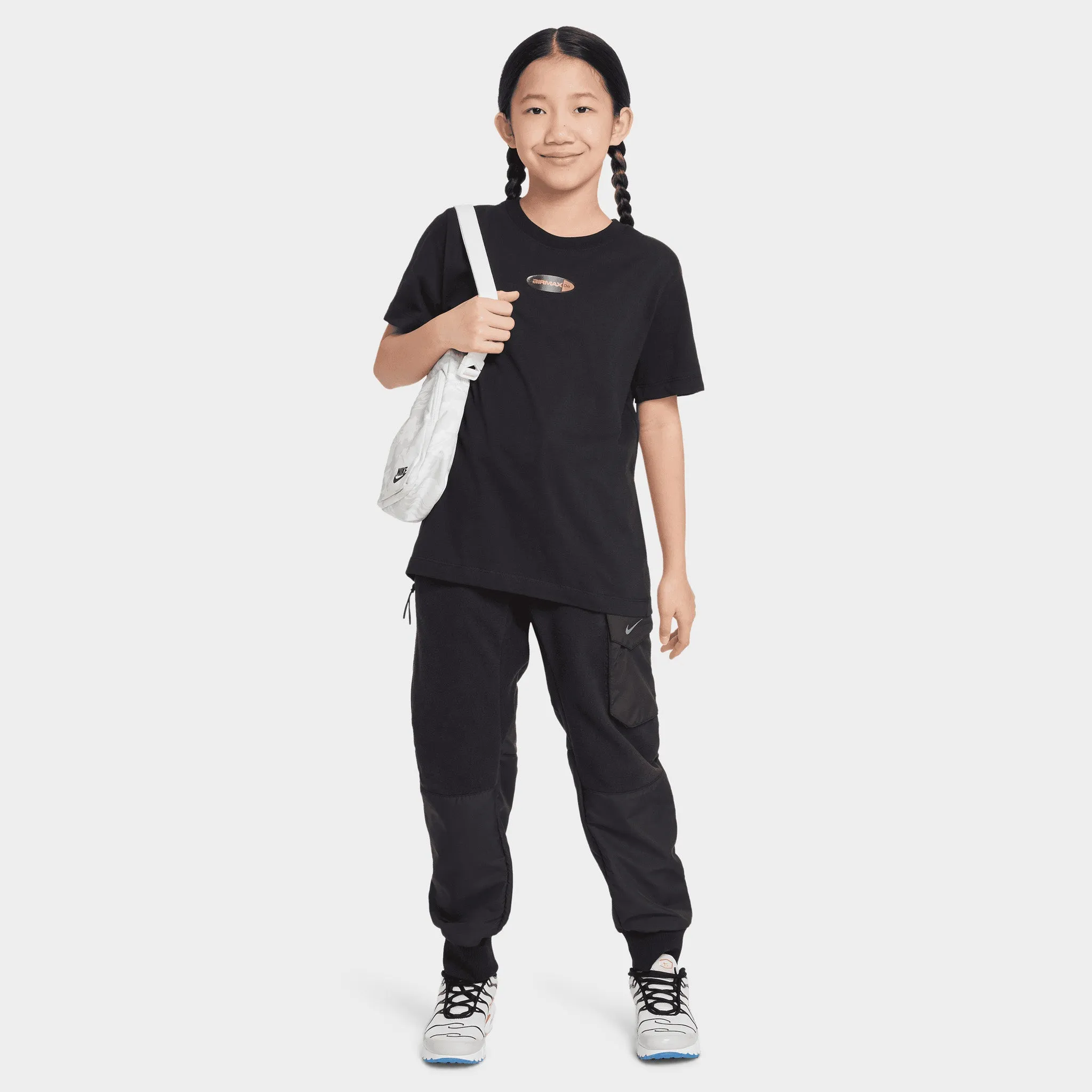 Nike Sportswear Juniors' Graphic T-Shirt / Black