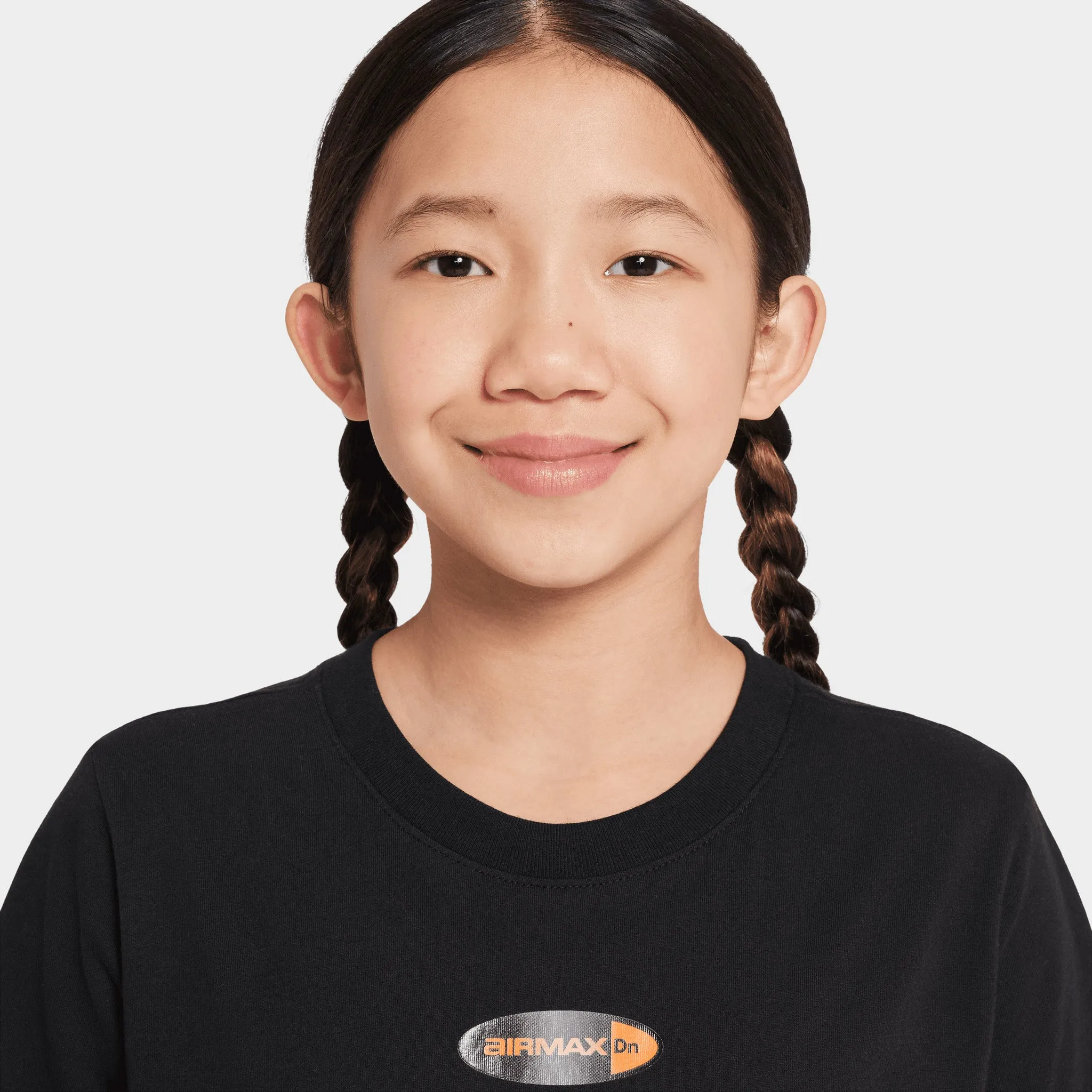 Nike Sportswear Juniors' Graphic T-Shirt / Black