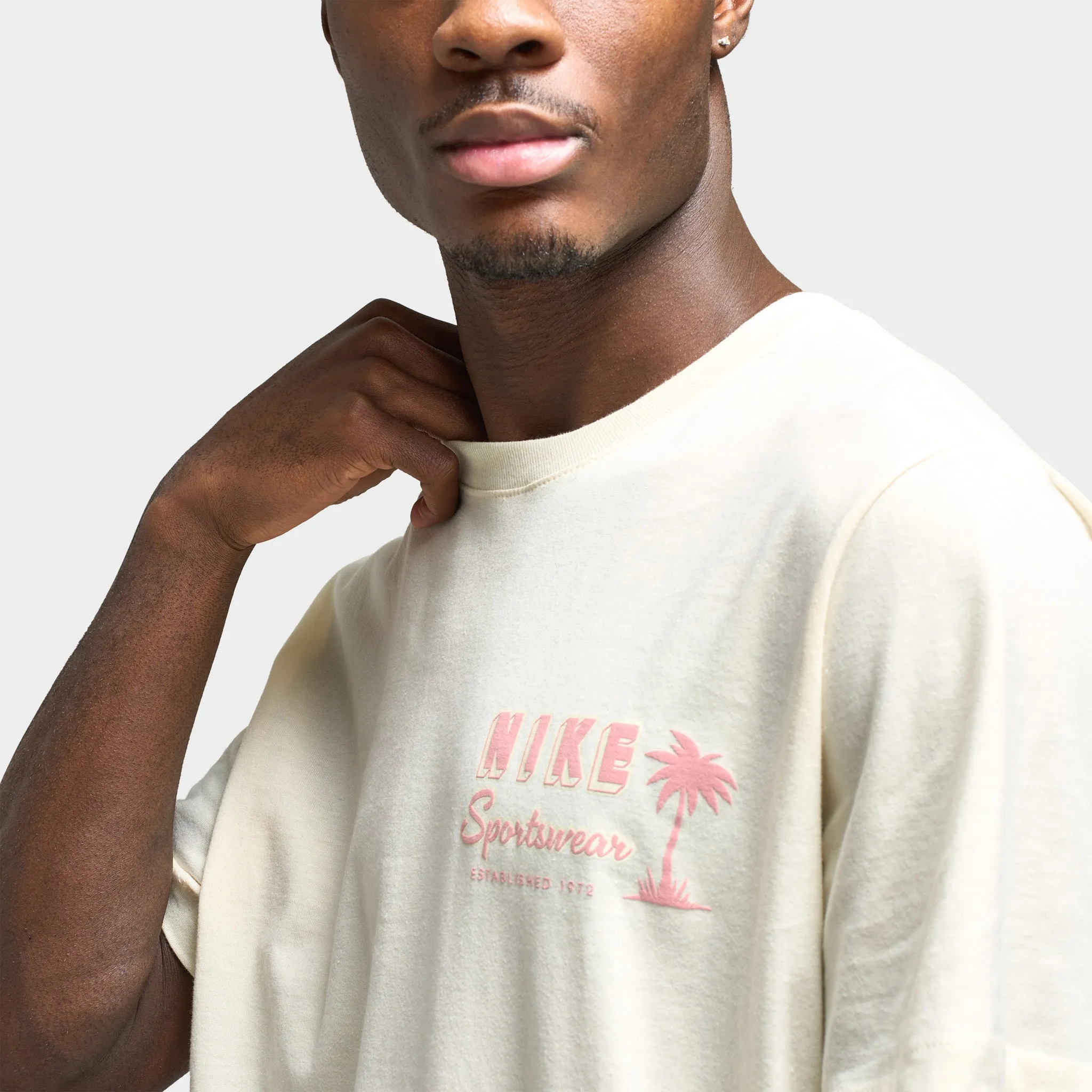 Nike Sportswear T-Shirt Sweet Coconut Milk / Denim Turq