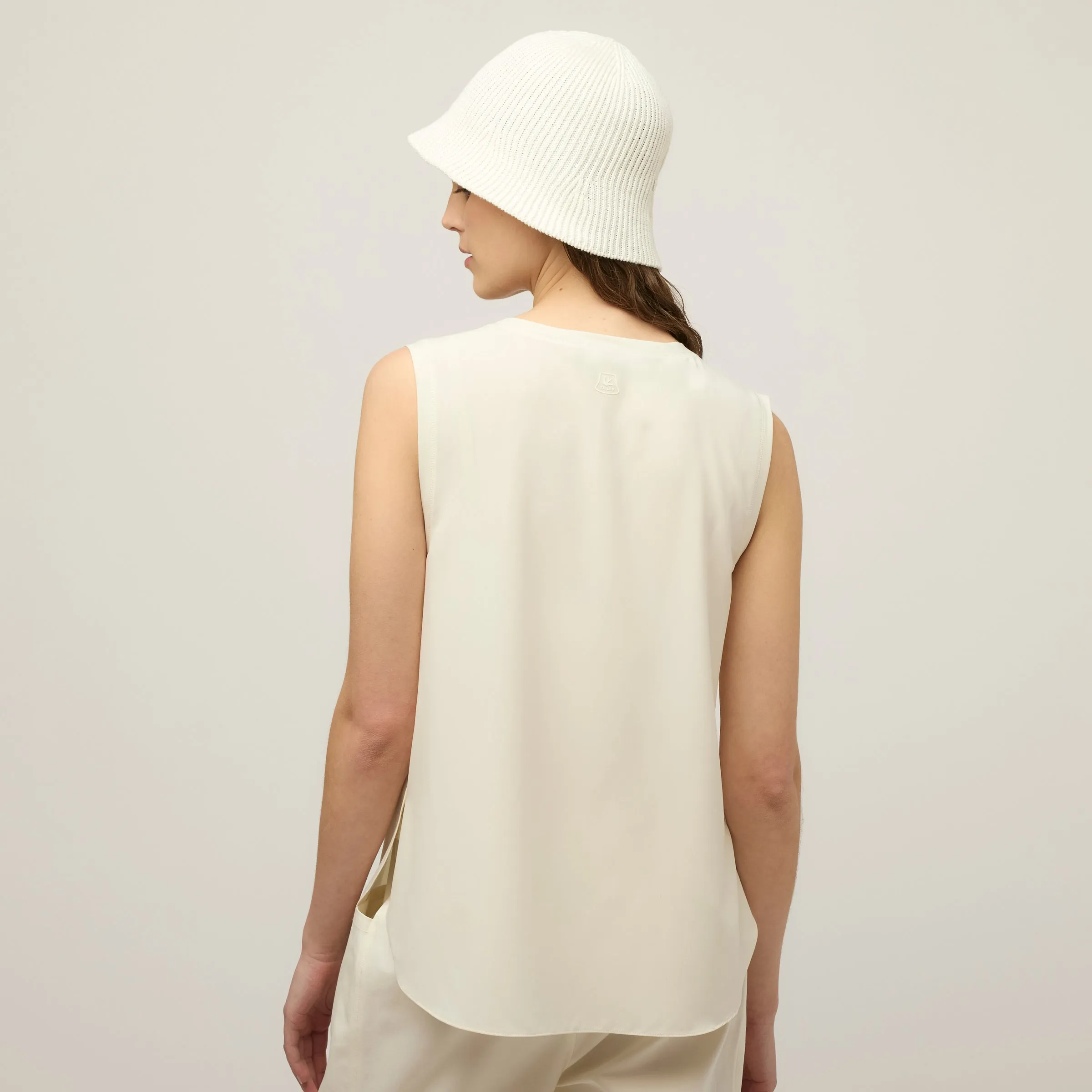 Tech Slk Tank